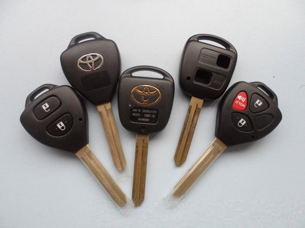 Elaboración llaves de carro Medellín